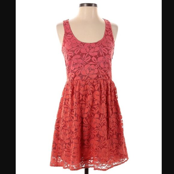 Pins And Needles Fit and Flare Sleeveless Scoop Neck Lace Dress Size Small - Picture 1 of 10